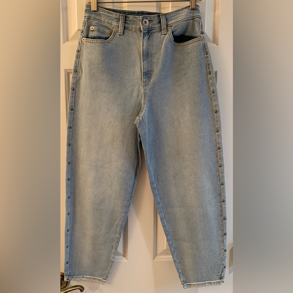 INC Denim Mom Jean size 4/27 light indigo metal rivet details along leg NWT